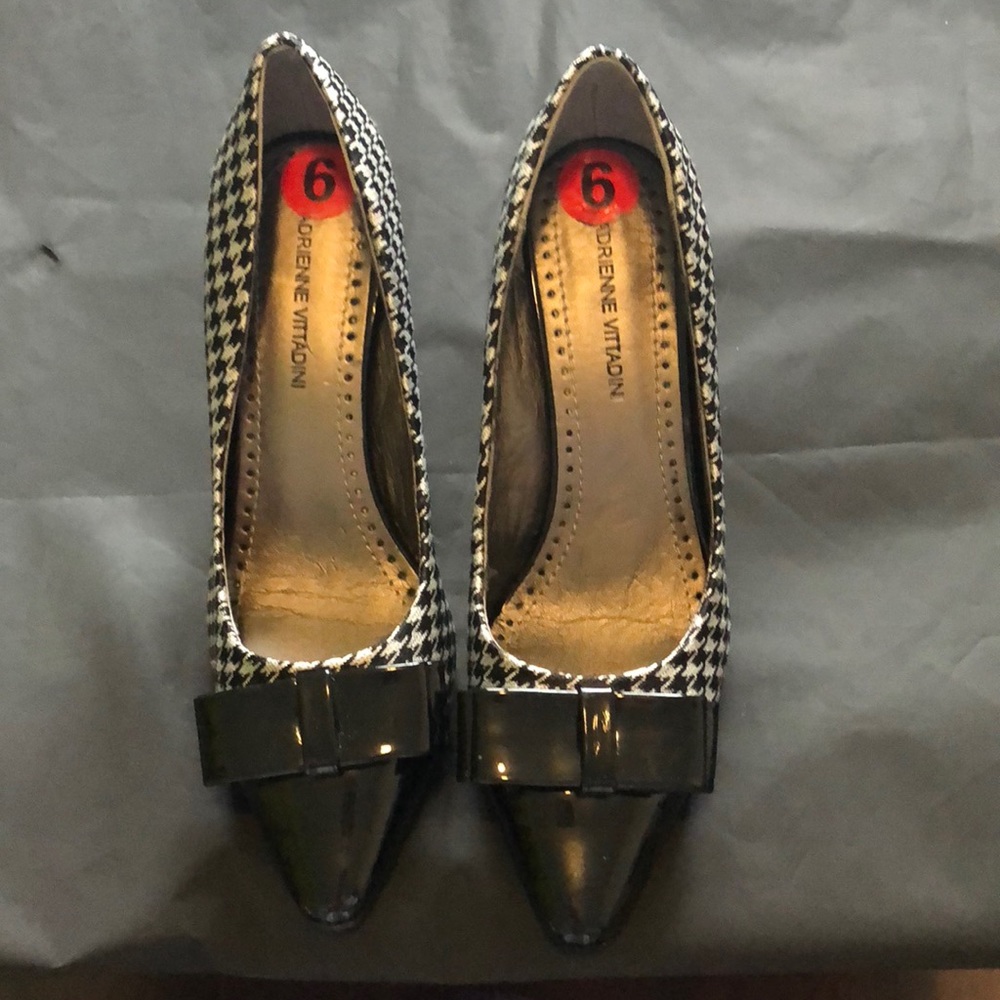 Adrienne Vittadini houndstooth patent heels